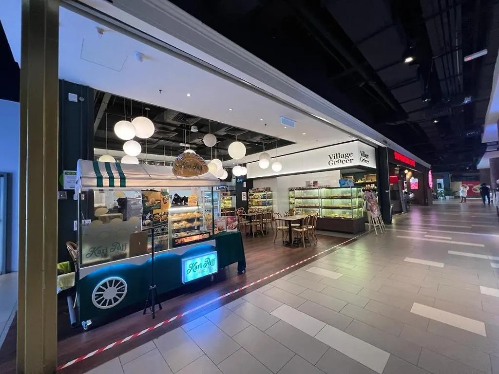 Connected Train 1 Bedroom Above Mall-16 Kuala Lumpur Malajzia