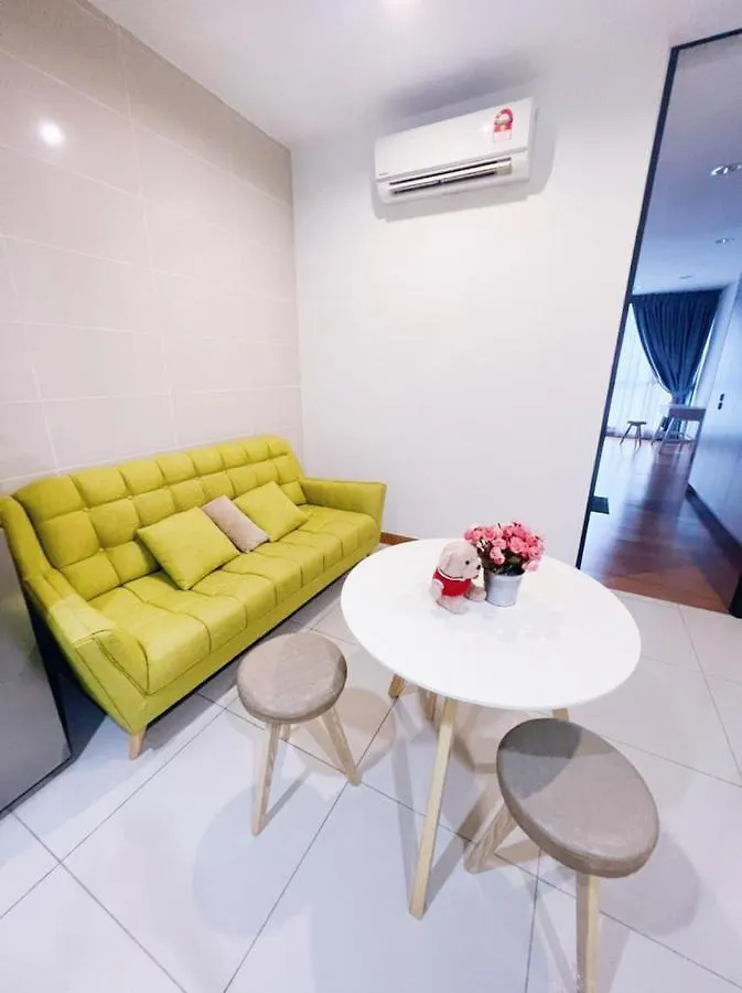 Connected Train 1 Bedroom Above Mall-16 Kuala Lumpur 0*,